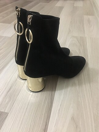 Zara bot