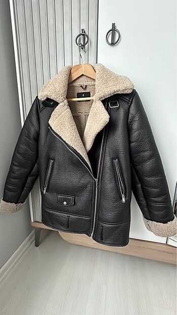 Stradivarius Mont