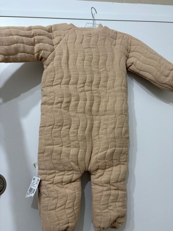 Bej Düğmeli Bebek Tulumu Astronot - Görsel 2