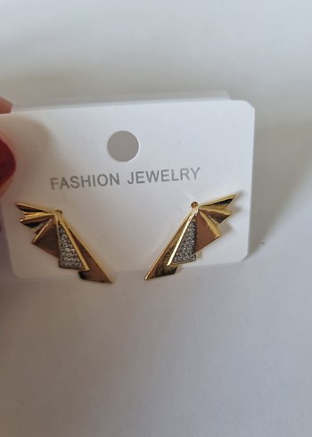 Kadın Altın Renk Parlak Mini Küpe - Görsel 3