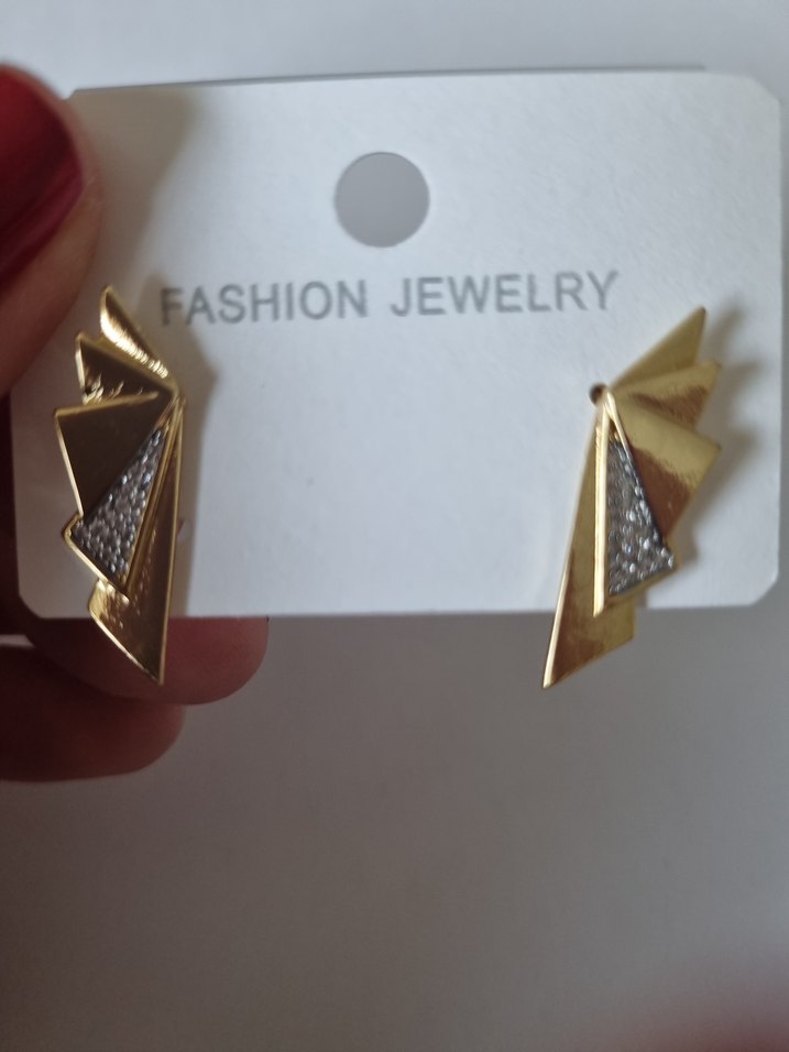 Kadın Altın Renk Parlak Mini Küpe - Görsel 2