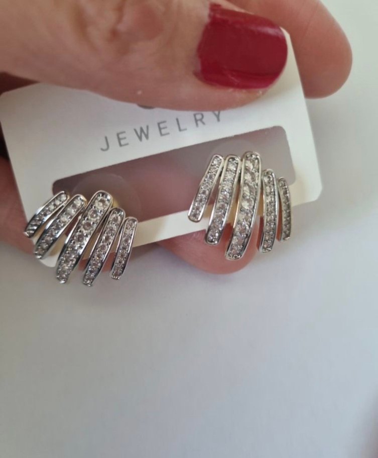 Altın Renkli Mini Zebra Desenli Küpe - Görsel 2