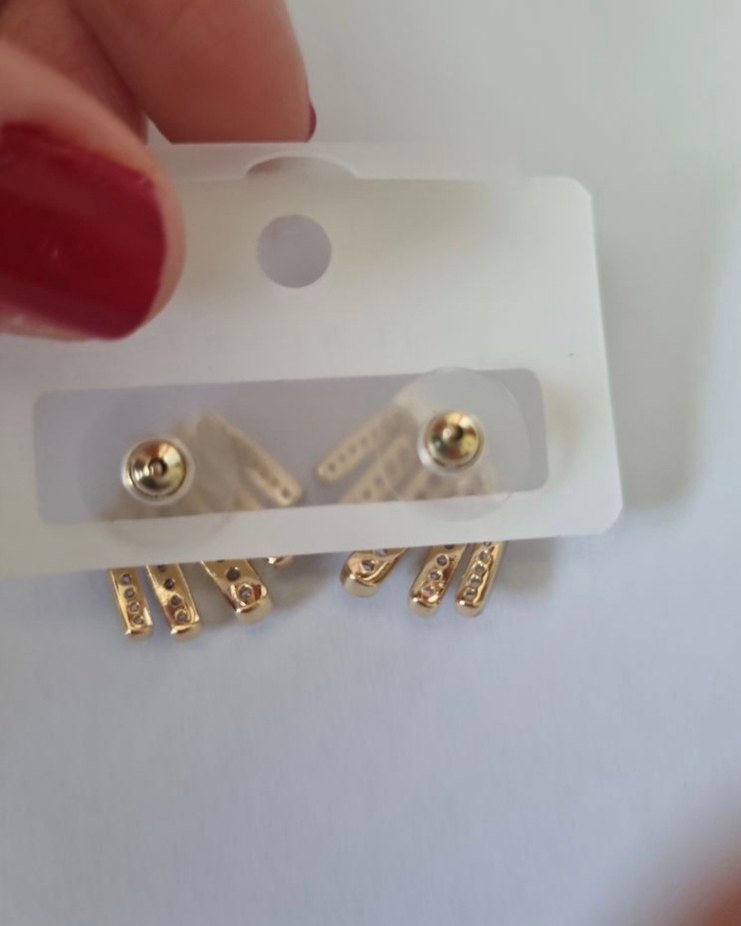 Altın Renkli Mini Zebra Desenli Küpe - Görsel 3