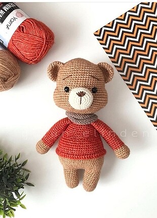 Amigurumi oyuncak ayı