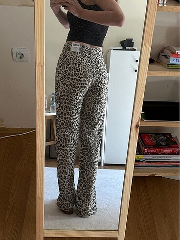36 Beden Leopar desenli jean