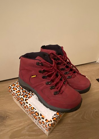 Bordo Bağcıklı  Bot - Görsel 2