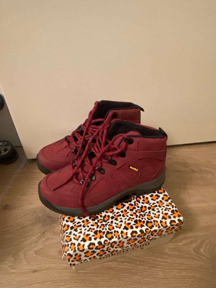 Bordo Bağcıklı  Bot - Görsel 3