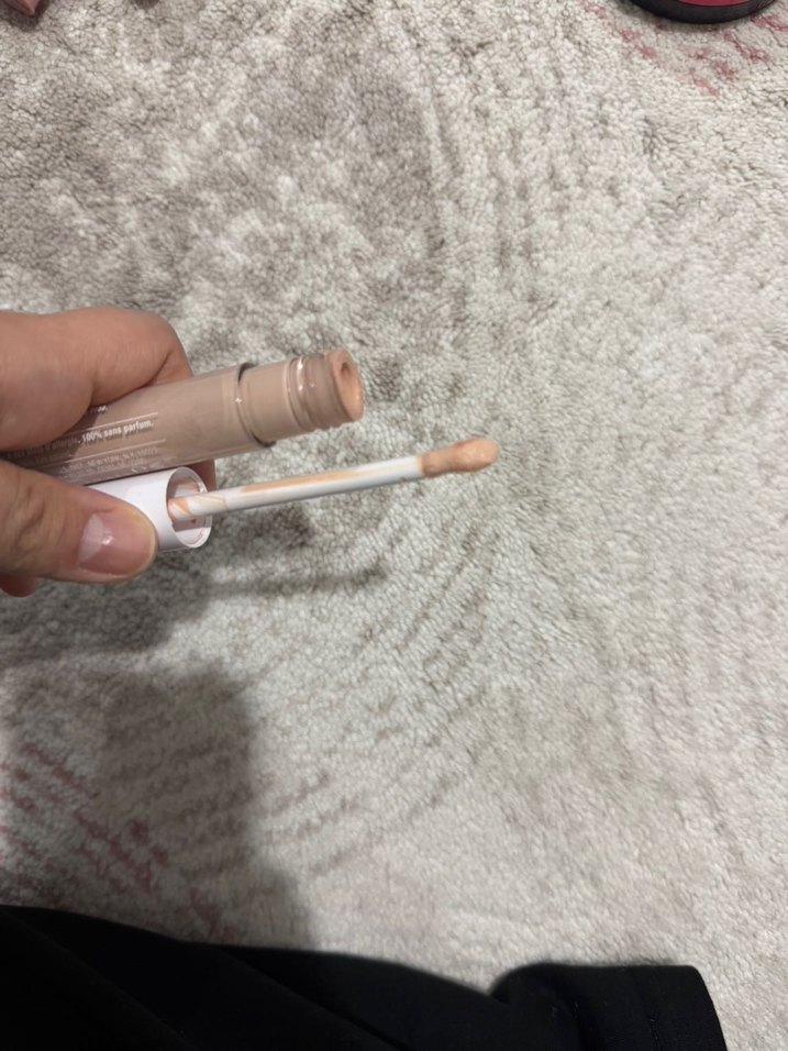 Clinique - Kapatıcı 02 Breeze Rengi - Görsel 3