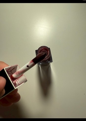 Clinique Black Honey Lip Oil - Görsel 2