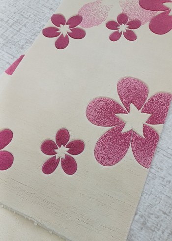 Pembe Çiçek Desenli Modern Halı - Görsel 2