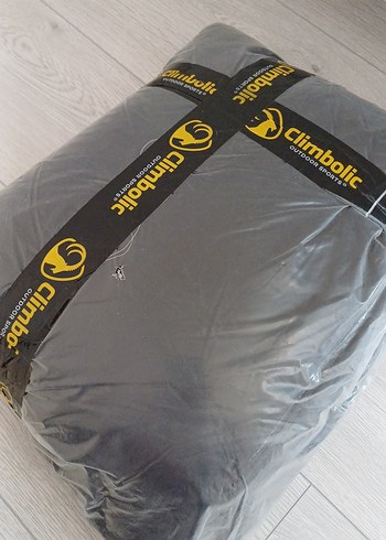 Climbolic Siyah-Gri Baskılı Yastık - Görsel 2