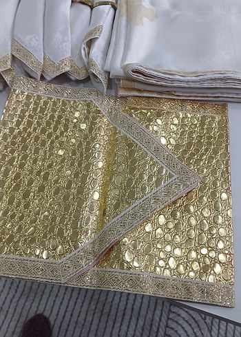 Parlak Beyaz Kurdeleli Klasik Düğün Aksesuarı - Görsel 3