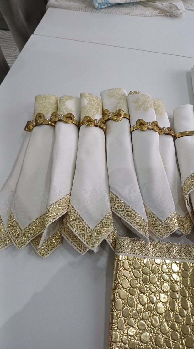 Parlak Beyaz Kurdeleli Klasik Düğün Aksesuarı - Görsel 5