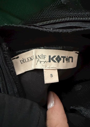 Fırfırlı Siyah Nakışlı Midi Gotik Elbise - Görsel 3