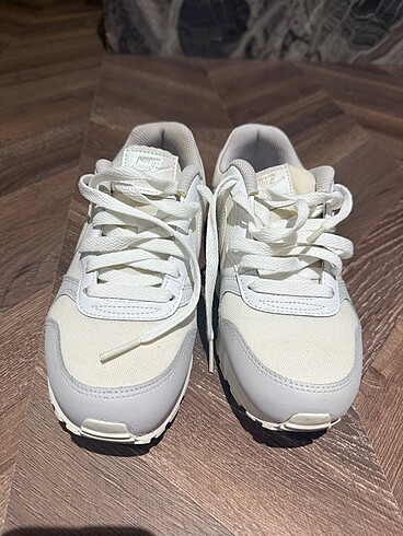 Nike spor ayakkabı