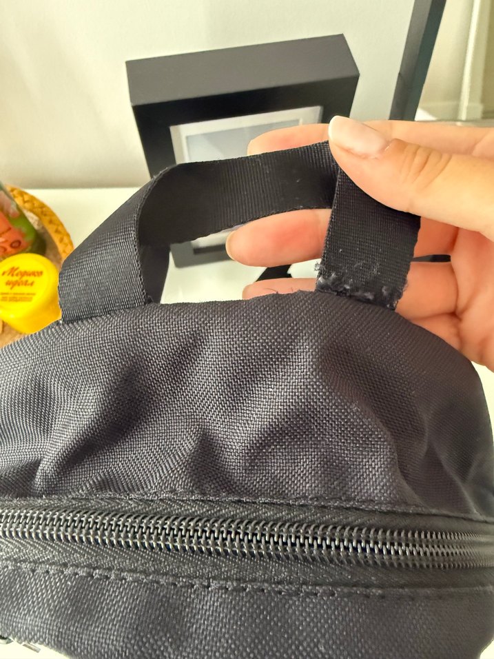 Nike Siyah Fermuarlı Spor Sırt Çantası - Görsel 2