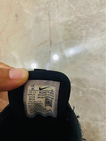 25 Beden siyah Renk Nike spor