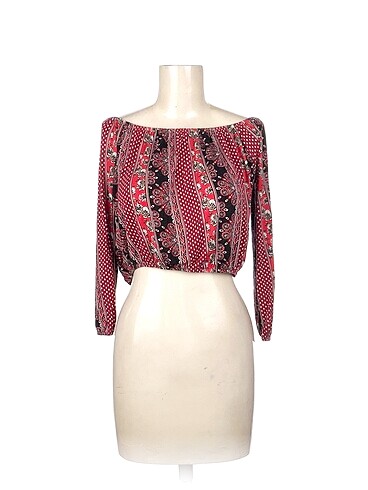 H&M Bluz %70 İndirimli.