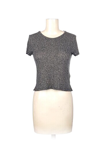 PreLoved T-shirt %70 İndirimli.