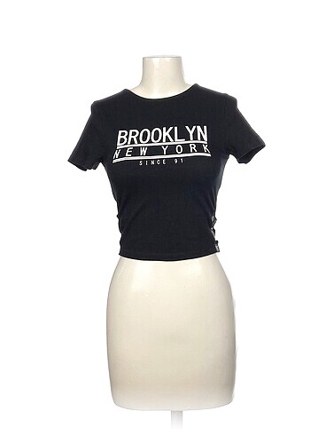 Diğer T-shirt %70 İndirimli.