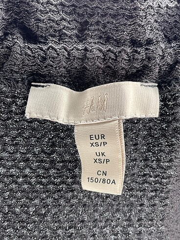 xs Beden siyah Renk H&M Kısa Elbise %70 İndirimli.