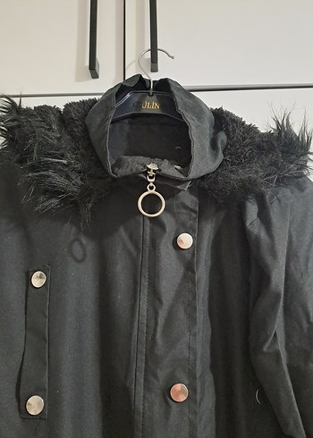 Uzun Siyah Kürklü Kadın Mont - Görsel 2