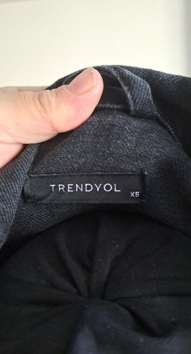 Siyah Düğmeli Kadın Denim Ceket - Görsel 3