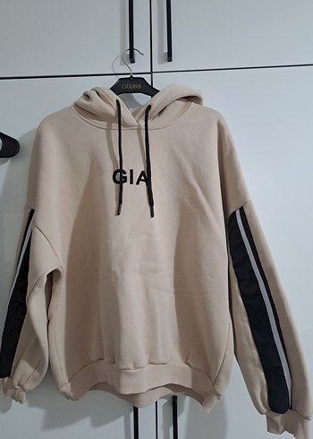 Bej Kapüşonlu ve Eşofman Altı Takımı - Görsel 2