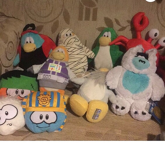 2 Club Penguin Ikinci ilan