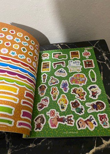 Animal Crossing Resmi Çıkartma Kitabı - Görsel 2