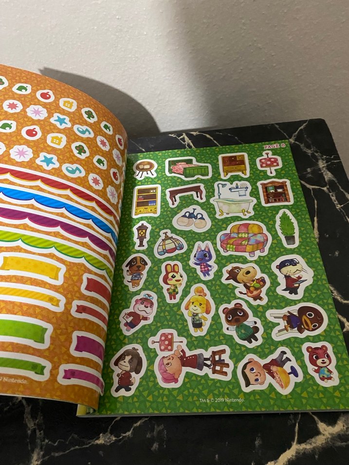 Animal Crossing Resmi Çıkartma Kitabı - Görsel 2
