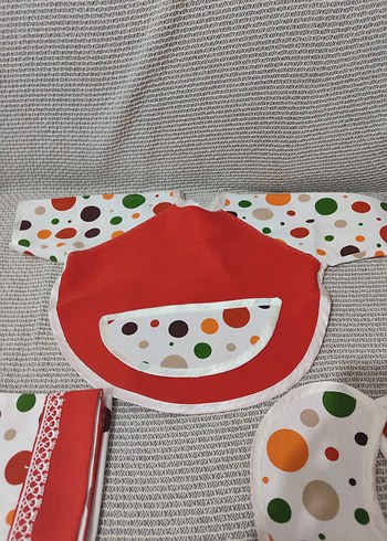 Puantiye desenli renkli bebek önlük seti - Görsel 6