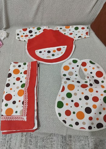 Puantiye desenli renkli bebek önlük seti - Görsel 5