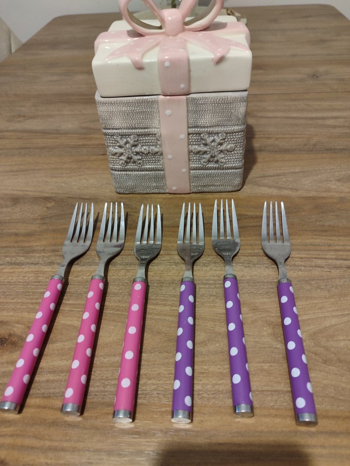 Puantiyeli Pembe ve Mor Tatlı Çatal Seti - Görsel 2