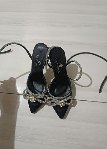Yılan Desenli Siyah Stiletto Topuklu Kadın Ayakkabı