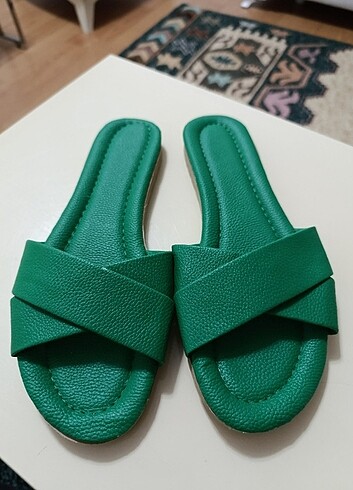 Diğer Benetton Yeşili Terlik