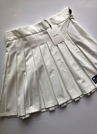 Bershka beyaz pileli mini etek