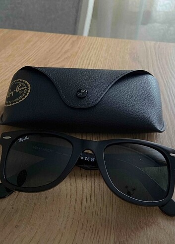 RayBan wayfarer