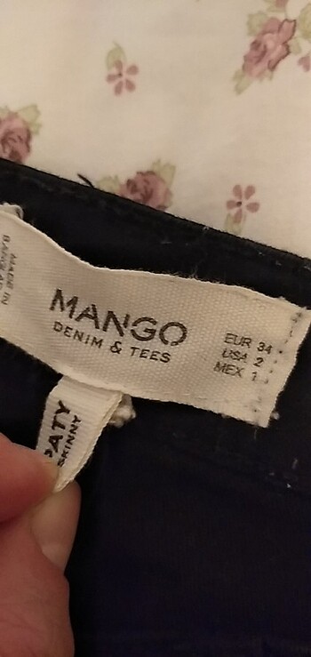 Mango Siyah jean