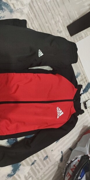 Boynerde adidas çocuk eşofman