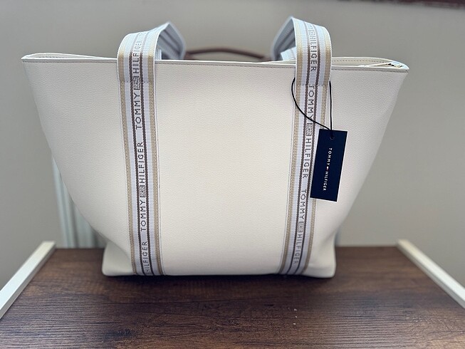 Tommy Hilfiger Tommy kadın çanta