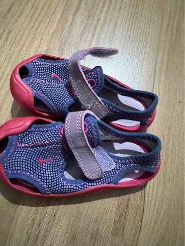Nike çocuk sandalet