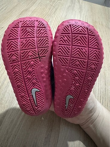 19 Beden Nike çocuk sandalet