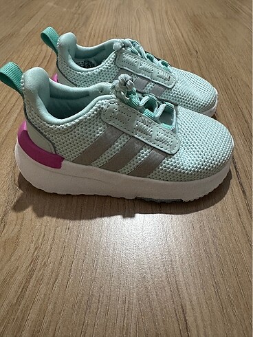 Adidas bebek ayakkabı