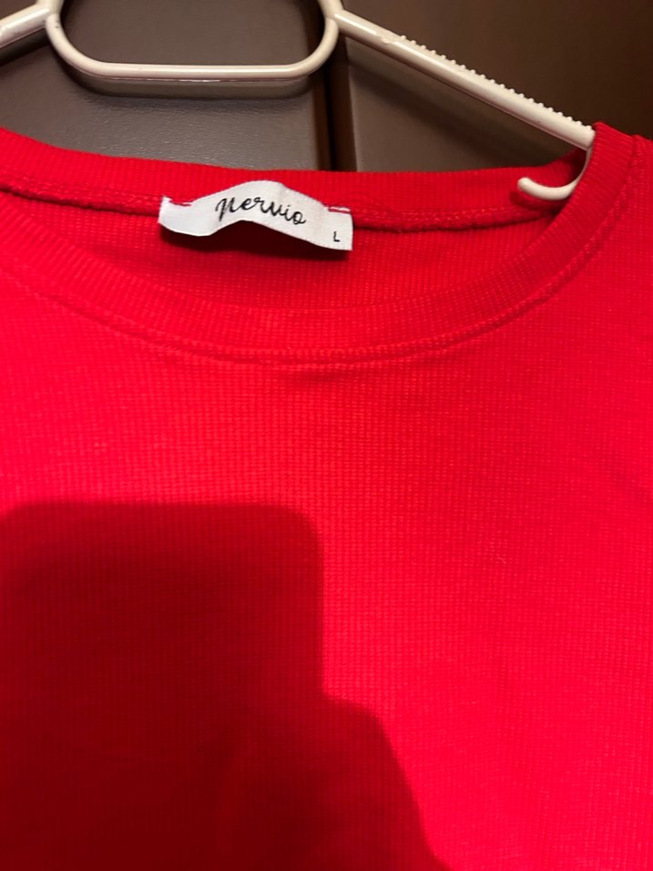 Kırmızı crop - Görsel 2