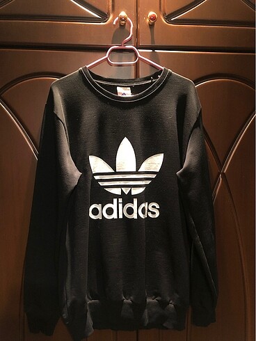 Adidas sweatshirt