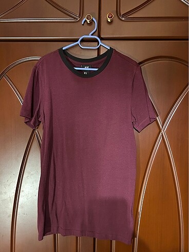 H&M bordo tshirt