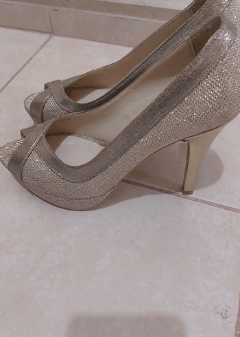 Dore Parlak Yılan Desenli Kadın Topuklu Ayakkabı - Görsel 2