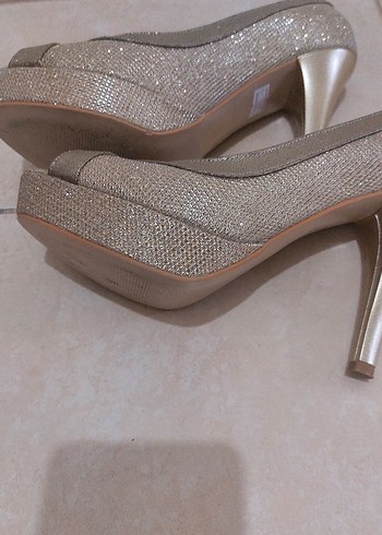 Dore Parlak Yılan Desenli Kadın Topuklu Ayakkabı - Görsel 3