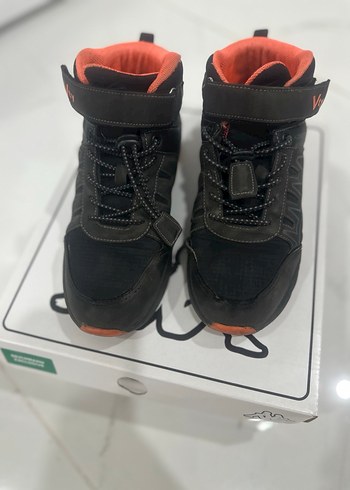 Erkek çocuk bot - Görsel 2